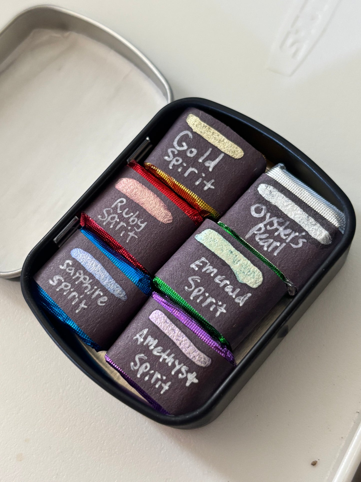 6-pack Spirit Colors Set - pre-packed set of 6 watercolor paints in tin container - COMES WITH 6 HALF PAN PAINTS INCLUDED